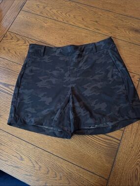 Spanx Women’s Black Camo Athletic Shorts, M
